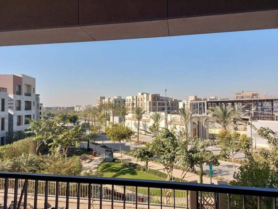 شقة مفروشة بالكامل للايجار في ايست تاون التجمع