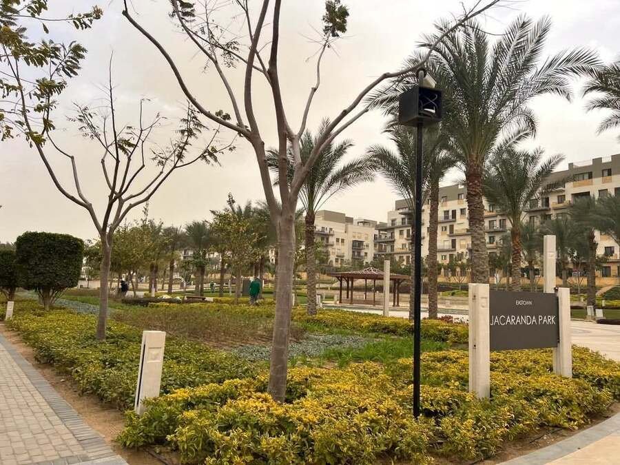 شقة مفروشة بالكامل للايجار في ايست تاون التجمع