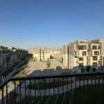 تريبلكس روف 5 غرف للبيع في سوديك ايست تاون