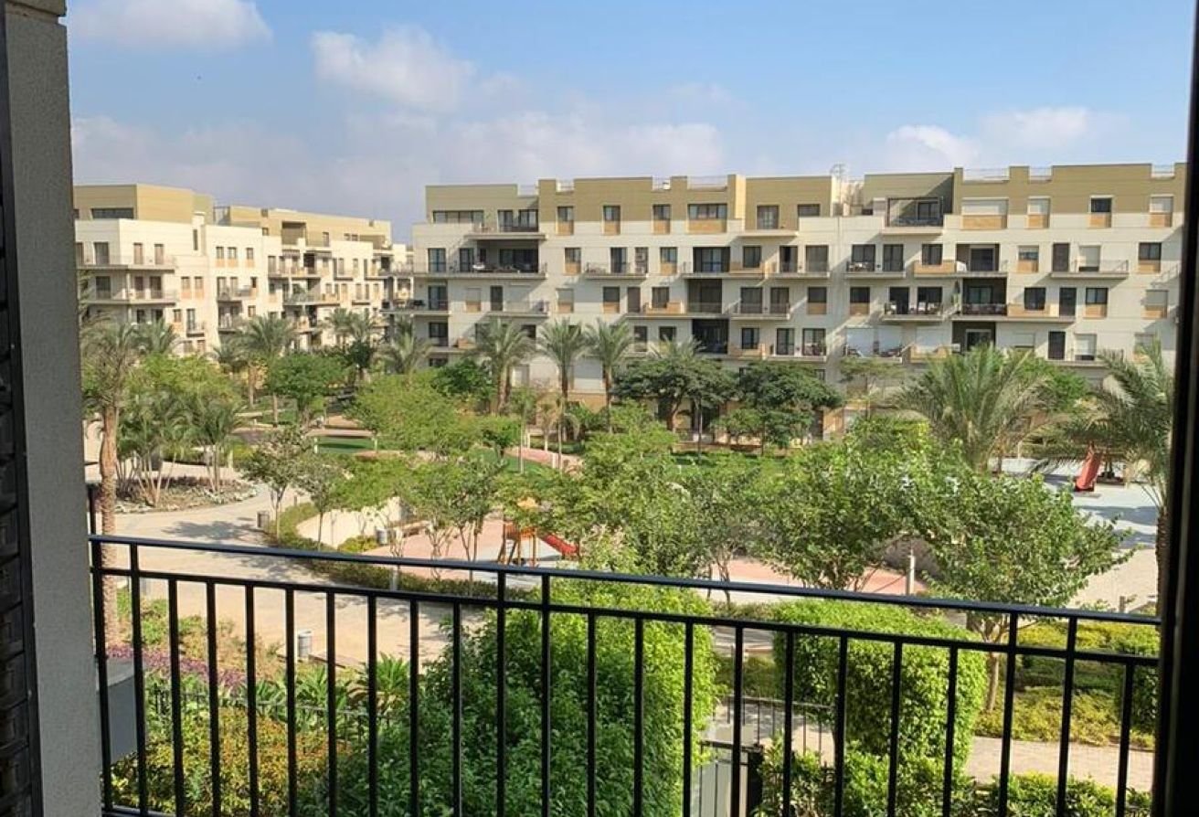 شقة فاخرة للايجار في ايست تاون القاهرة الجديدة