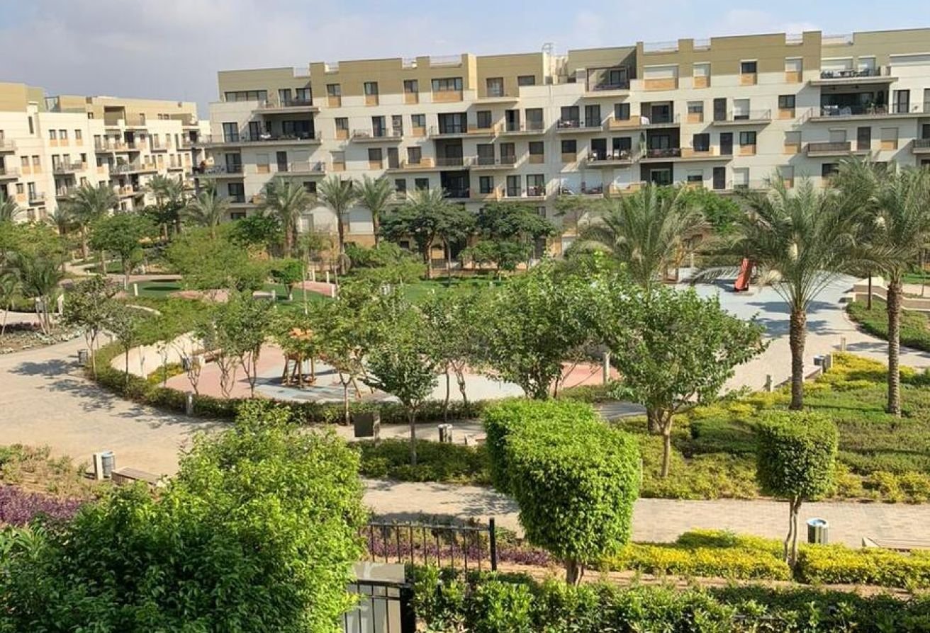 شقة فاخرة للايجار في ايست تاون القاهرة الجديدة