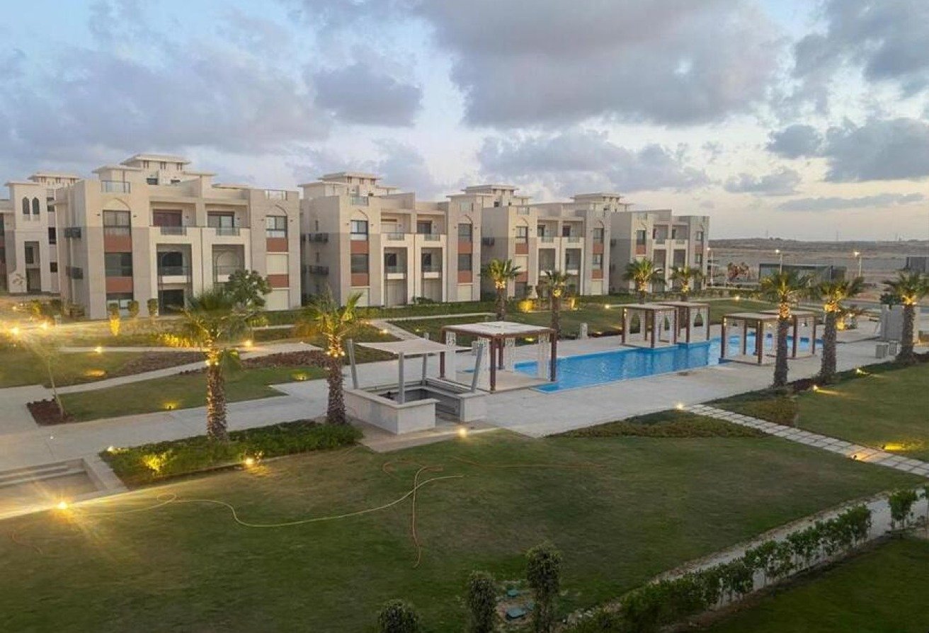 شالية بجاردن خاصة للبيع في جايا صبور