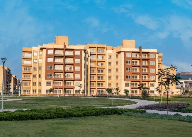 شقة للبيع في وصال الشروق من فاوندرز، 161م، 3 غرف و2 حمام، تشطيب كامل، الدور الثاني، استلام فوري، داخل مشروع متكامل بموقع مميز.