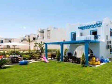 تاون هاوس استلام فوري في مونتن فيو راس الحكمة