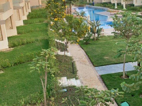 شالية استلام فوري مفروش بالكامل في السخنة