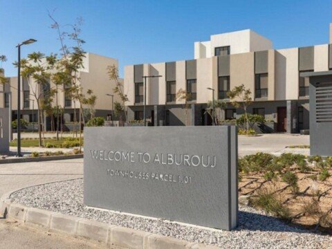تاون هاوس 350 مترمتشطب بالكامل  للبيع في البروج